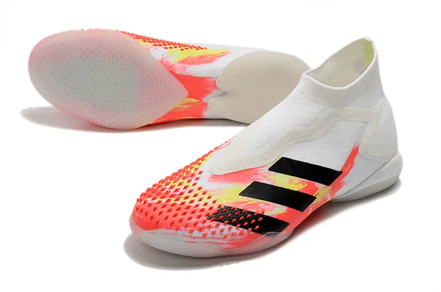 Adidas Chaussures de football indoor vert noir, upper de type chaussette, cage asymétrique, chaussures de football indoor 21