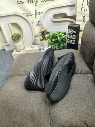 Adidas Laceless Ribbed Slip-On White Black Lifestyle Sneakers 6