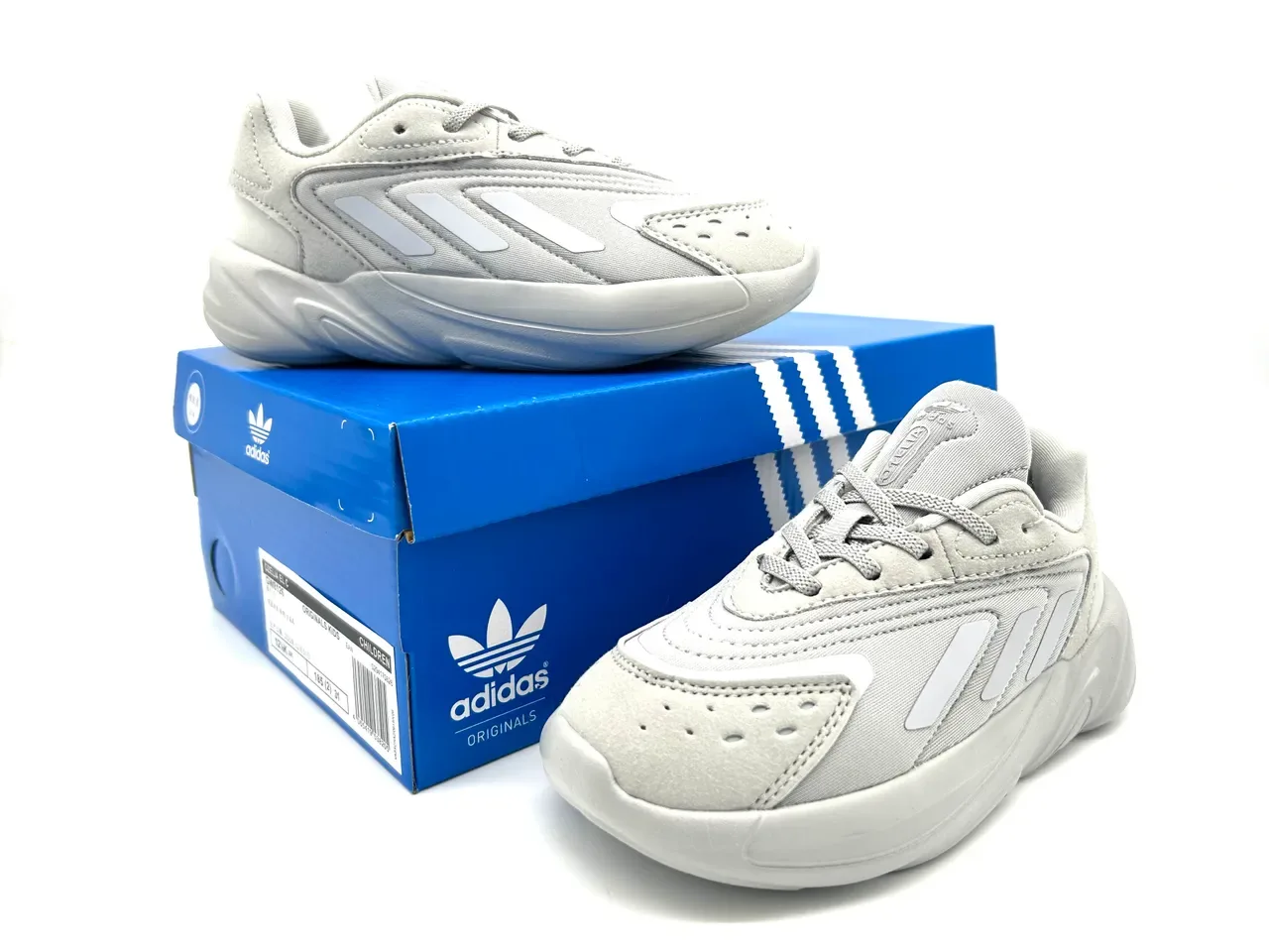 Adidas Ozelia Blue White Chunky Silhouette Sculpted Ridged Midsole Lifestyle Sneakers 11