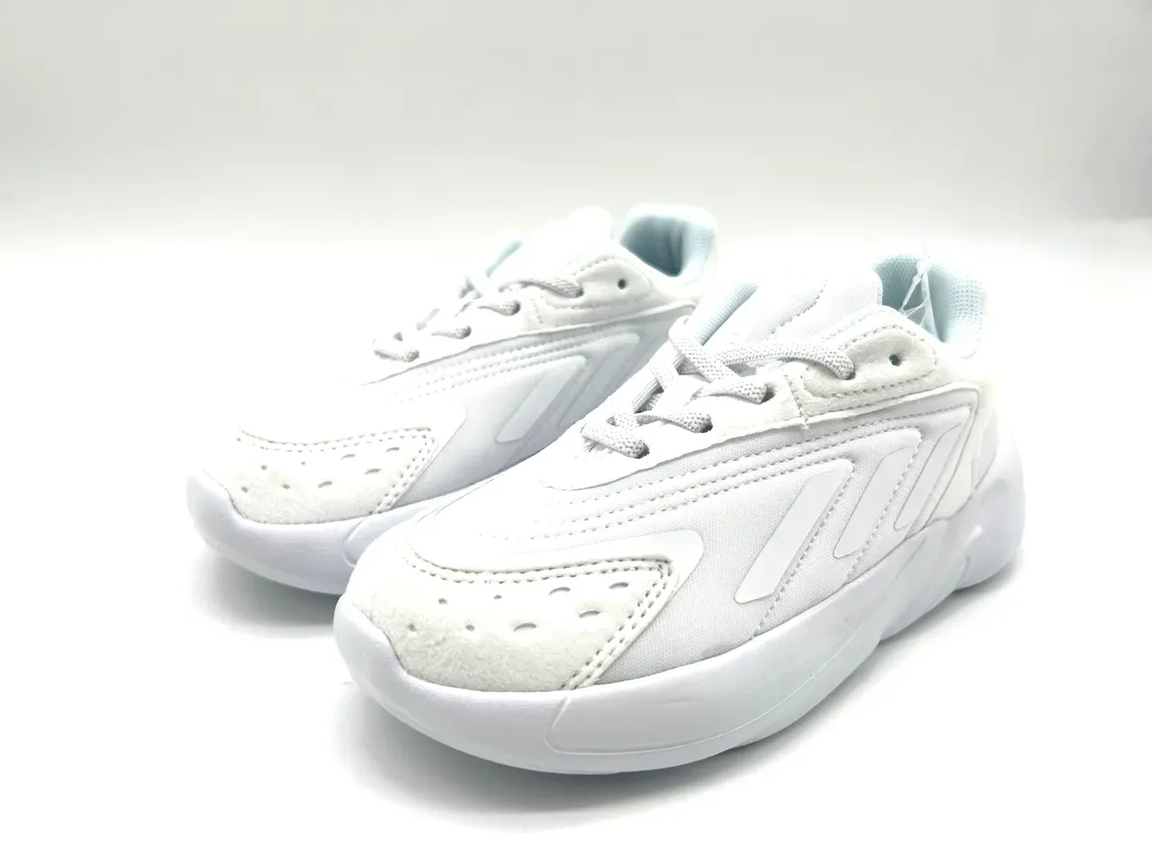 Adidas Ozelia Blue White Chunky Silhouette Sculpted Ridged Midsole Lifestyle Sneakers 14