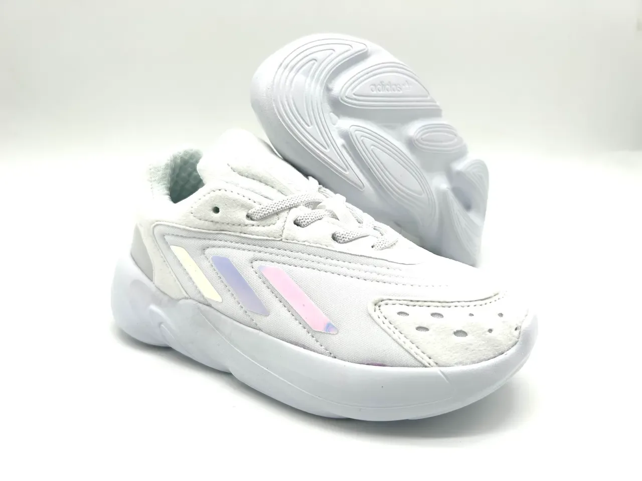 Adidas Ozelia Blue White Chunky Silhouette Sculpted Ridged Midsole Lifestyle Sneakers 21