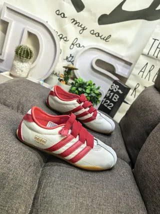 Adidas Pink Brown Laceless Velcro Strap Lifestyle Sneakers 9