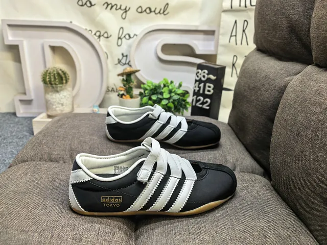 Adidas Pink Brown Laceless Velcro Strap Lifestyle Sneakers 21