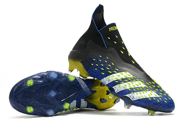 Adidas Predator Bleu Noir Haut-Coupé Ajustement Chaussette Sol Firme Chaussures de Football 4