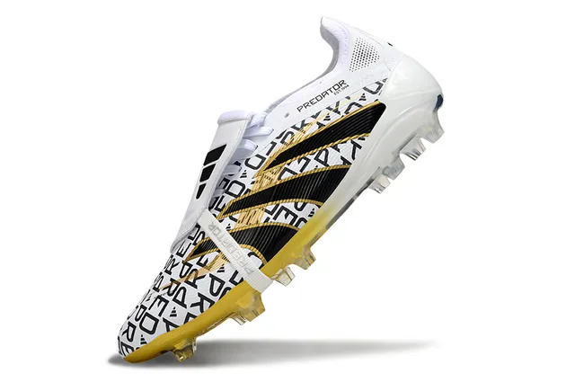 Adidas Predator White Black Low-Cut Lace-Up Graphic-Print Upper Firm-Ground Soccer Shoes 3