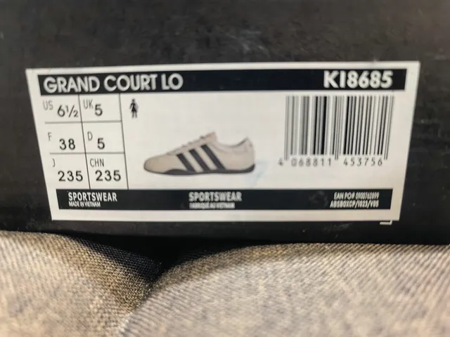Adidas Samba Beige Black Low-Top Leather-Like Upper Lifestyle Sneakers 2