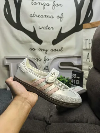 Adidas Samba Beige Bleu Sans Lacets Silhouette Trois Rayures Panneau Latéral Chaussures Mary Jane 5
