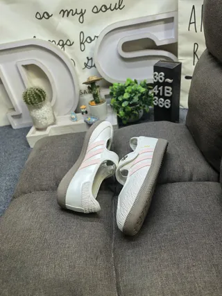 Adidas Samba Beige Bleu Sans Lacets Silhouette Trois Rayures Panneau Latéral Chaussures Mary Jane 6