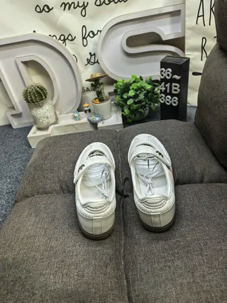 Adidas Samba Beige Bleu Sans Lacets Silhouette Trois Rayures Panneau Latéral Chaussures Mary Jane 8