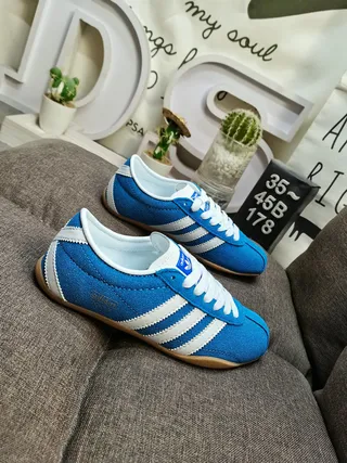 Adidas Samba OG Blue and White Lifestyle Sneakers 9