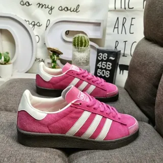 Adidas Samba OG गुलाबी और सफेद लाइफस्टाइल स्नीकर