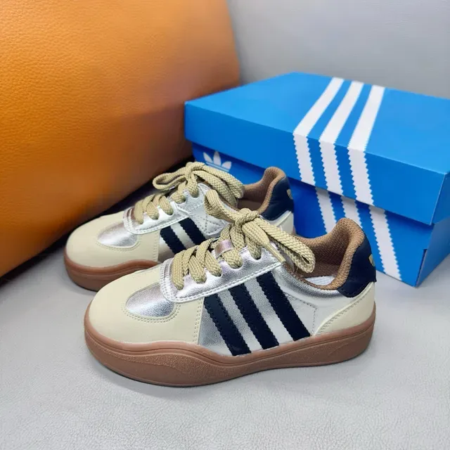 Adidas Samba Sneakers Lifestyle Rose Pastel Métalliques 8