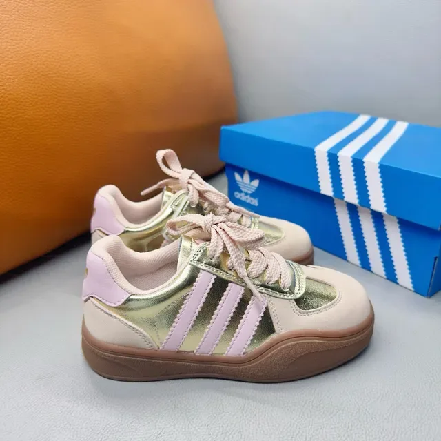 Adidas Samba Sneakers Lifestyle Rose Pastel Métalliques 19