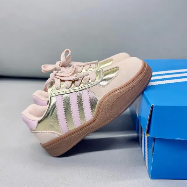Adidas Samba Sneakers Lifestyle Rose Pastel Métalliques 22