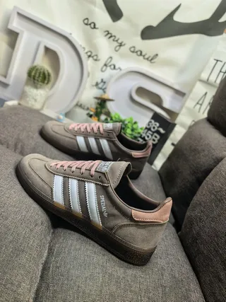 Adidas Spezial Brown Pink Suede Upper Three-Stripe Side Panel Lifestyle Sneakers 7
