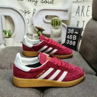 Adidas Spezial मरून सूड लाइफस्टाइल स्नीकर
