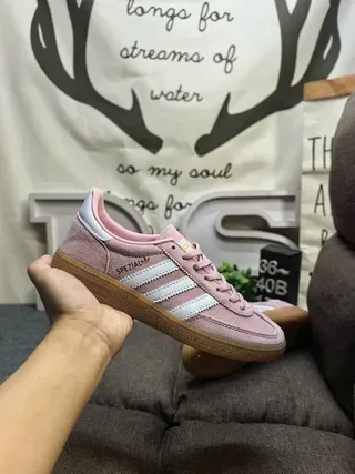 Adidas Spezial गुलाबी सुड लाइफस्टाइल स्नीकर 5
