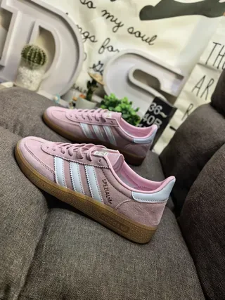 Adidas Spezial गुलाबी सुड लाइफस्टाइल स्नीकर 7
