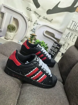 Adidas Superstar Black Red Speckled Star Lifestyle Sneakers 9