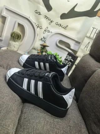 Adidas Superstar White Black Lifestyle Sneakers 17