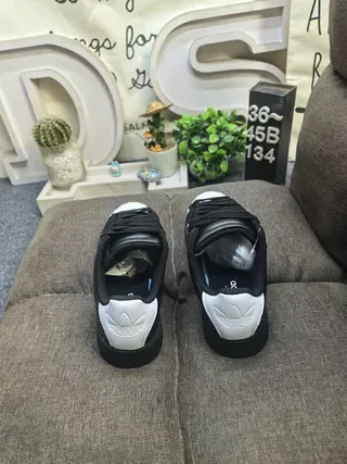 Adidas Superstar White Black Lifestyle Sneakers 18