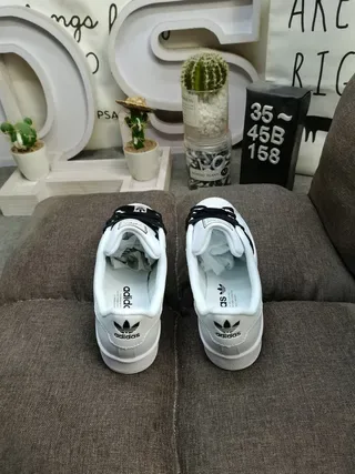 Adidas Superstar White Black Chaussures Lifestyle 8