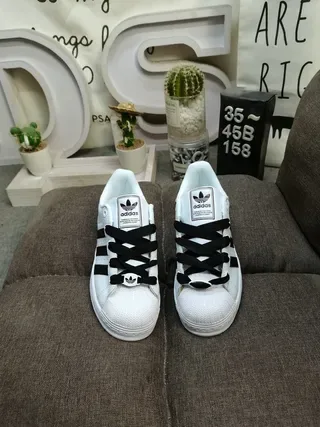 Adidas Superstar White Black Chaussures Lifestyle 10