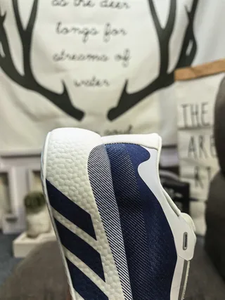 Adidas Ultraboost White Navy Laceless Strap Closure Knit Mesh Upper Lifestyle Sneakers 3