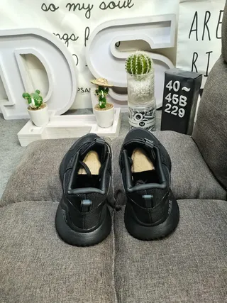 Adidas White and Black Running Shoes 18