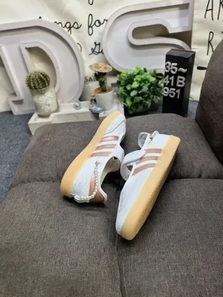 Adidas White Beige Laceless Velcro Strap Lifestyle Sneakers 6