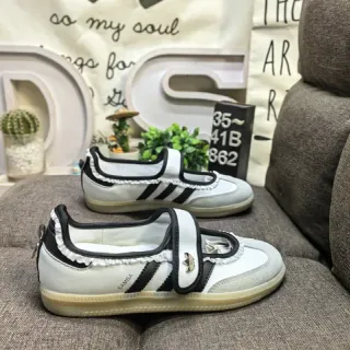 Adidas White Black Laceless T-Strap Ruffled Trim Detail Lifestyle Sneakers