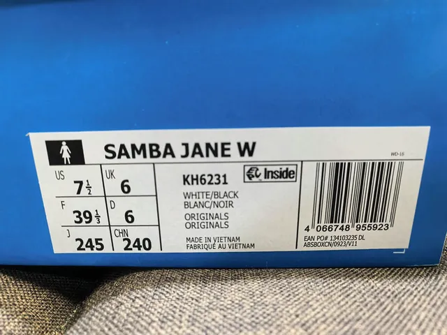 Adidas 白黑无鞋带T-strap褶边装饰细节生活运动鞋 2