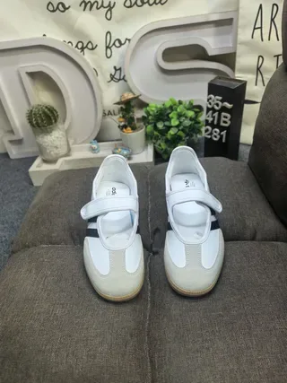 Adidas White Black Laceless Velcro Strap Lifestyle Sneakers 10