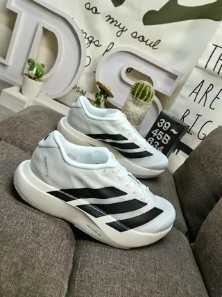 Adidas White Black Lightweight Mesh Upper Three-Stripe Side Branding Running Shoes 9