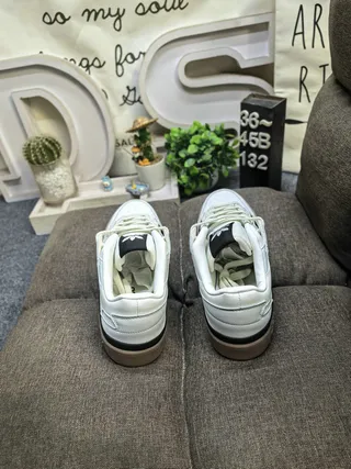 Adidas White Black Low-Top Leather Upper Lifestyle Sneakers 8