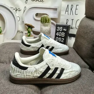 Adidas White Black Textured Upper Three Stripes Lifestyle Sneakers