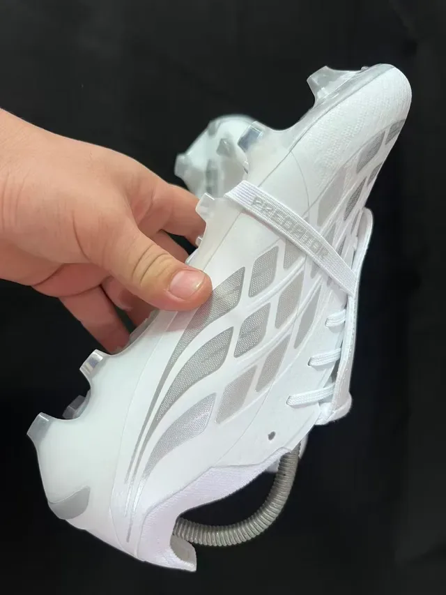 Adidas White Gray Low-Cut Synthetic Upper Firm-Ground Soccer Shoes 10