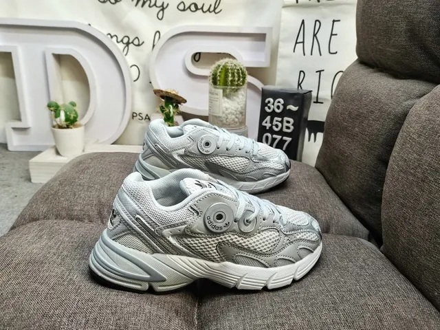 Adidas White Green Sole Mesh And Synthetic Overlays Chunky Sneakers 11