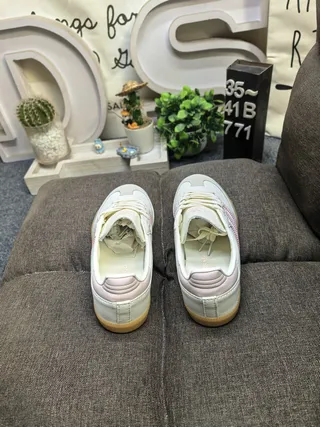 Adidas White Pink Low-Top Three-Stripe Side Panel Lifestyle Sneakers 8