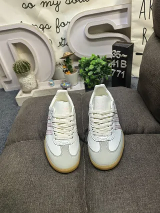 Adidas White Pink Low-Top Three-Stripe Side Panel Lifestyle Sneakers 10