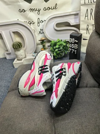 Adidas White Pink Platform Sole Layered Synthetic Overlays Chunky Sneakers 6
