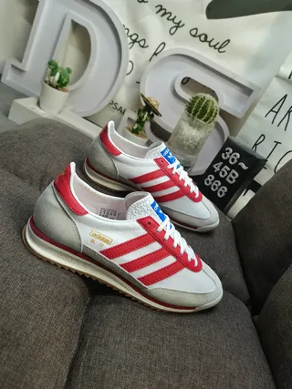 Adidas White Red Low-Top Lace-Up Suede And Textile Upper Lifestyle Sneakers 9