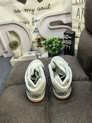 Adidas White Red Low-Top Layered Synthetic Overlays Lifestyle Sneakers 8