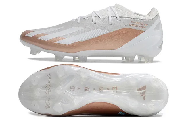 Adidas X Chaussures de football blanc et or low-cut upper synthétique panel accent métallique rose sol ferme 6