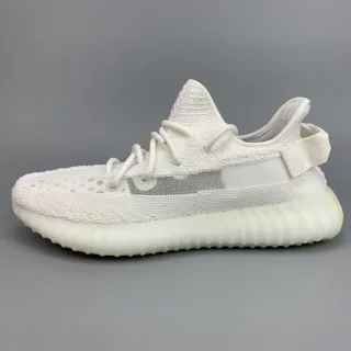 Adidas Yeezy Boost 350 V2 सफेद लाइफस्टाइल स्नीकर