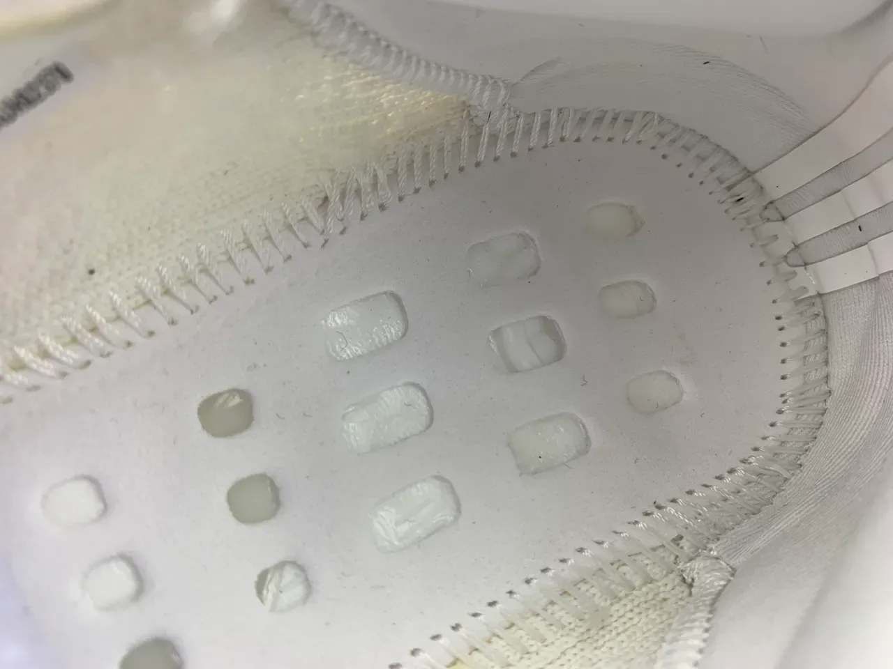 Adidas Yeezy Boost 350 V2 White Lifestyle Sneakers 3