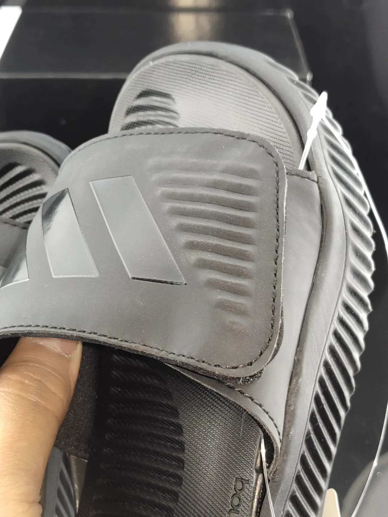 Adidas Yeezy Slide Black Monochrome Slipper 6