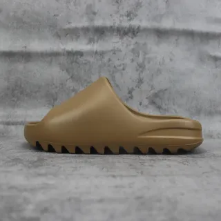 अडिडास Yeezy Slide भूरा काला मोल्डेड ईवीए सिरेटेड आउटसोल स्लिपर्स