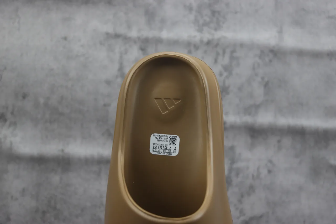 Adidas Yeezy Slide Marron Noir Molded EVA Semelle crantée Slippers 3