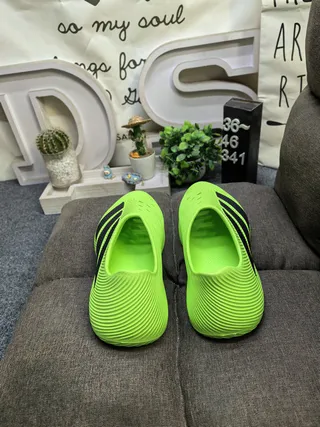 Adidas Yeezy Slide White Black Lifestyle Sneakers 18